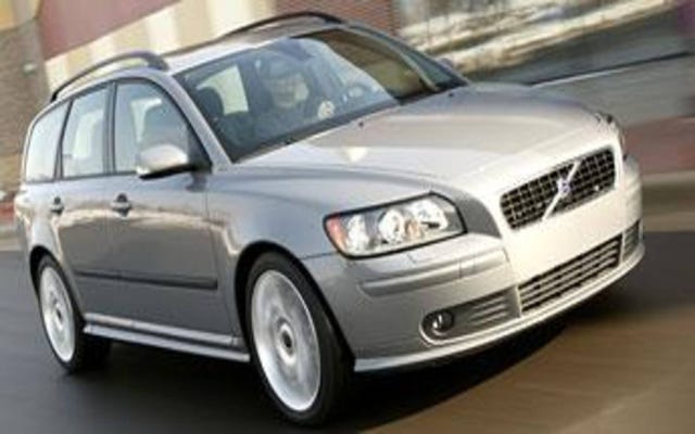 2005 Volvo V50 T5