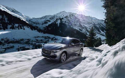 The Levante comes with features like air suspension and the Q4 AWD system, which come as standard equipment, and the high level of customization that includes two cutting-edge packages, Sport and Luxury.