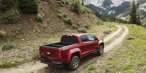 The 2015 Chevy Colorado gets the choice of a 2.5-liter four making 200 hp or a 3.6-liter V6 making 305 hp.