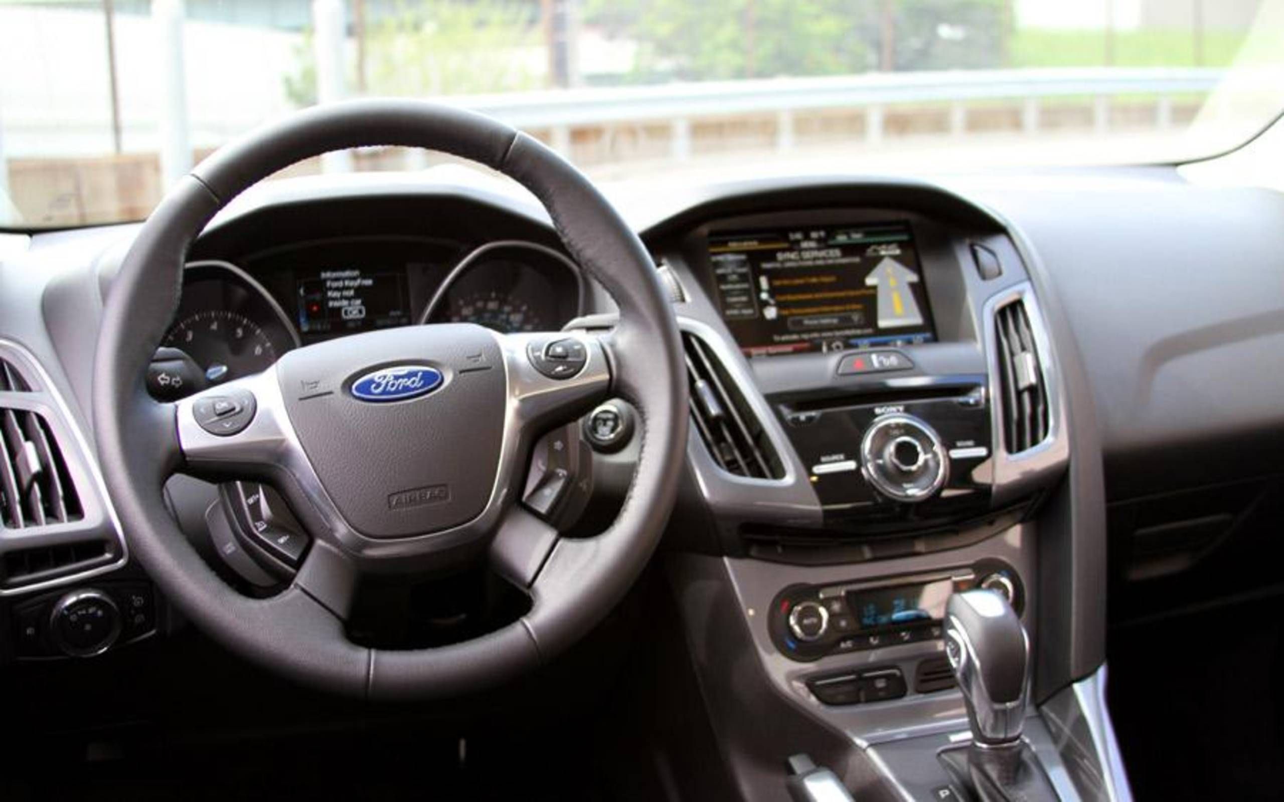 2012 Ford Focus Titanium (photos) - CNET