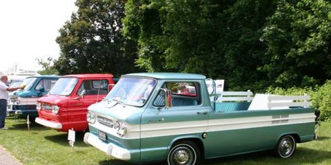 A pair of Corvair Rampside pickups, both from 1961, flank a pair of Corvair-based Greenbriar vans. There were also a couple of Corvair wagons (aka Lakewood) and even an Corvair-platform Ultra-Van motorhome! Of the 326 entries, 23 were Corvairs, but their numbers were dwarfed by the Studebaker and Hudson entries.