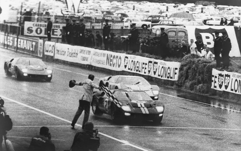 History of the Ford GT40 at Le Mans in photos