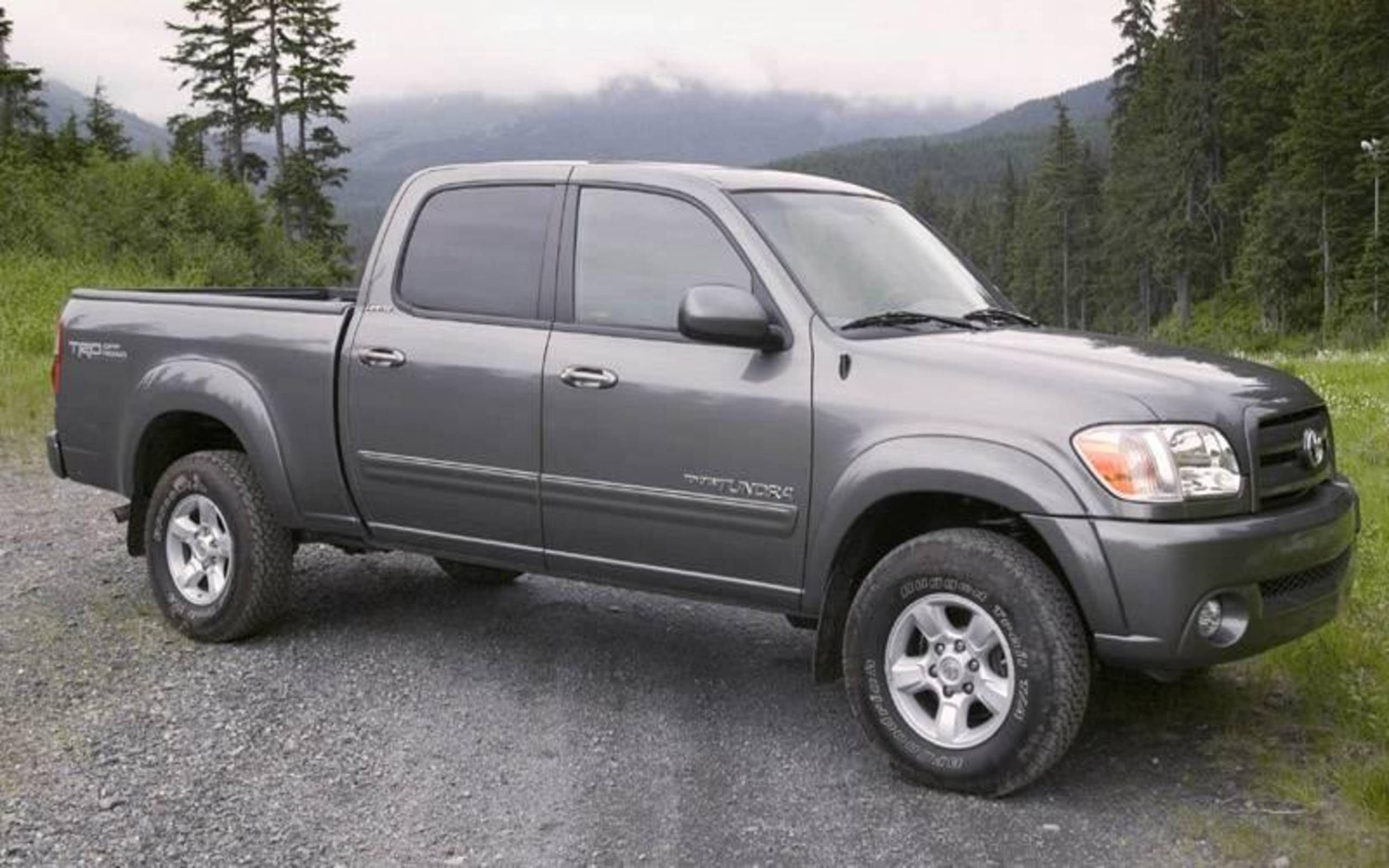 Toyota recalls Tundra, Sequoia for suspension fix: 553,000 full