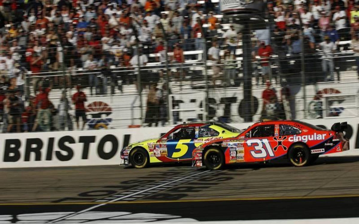 Stars of the Show: Kyle Busch wins, and the Car of Tomorrow makes no ...