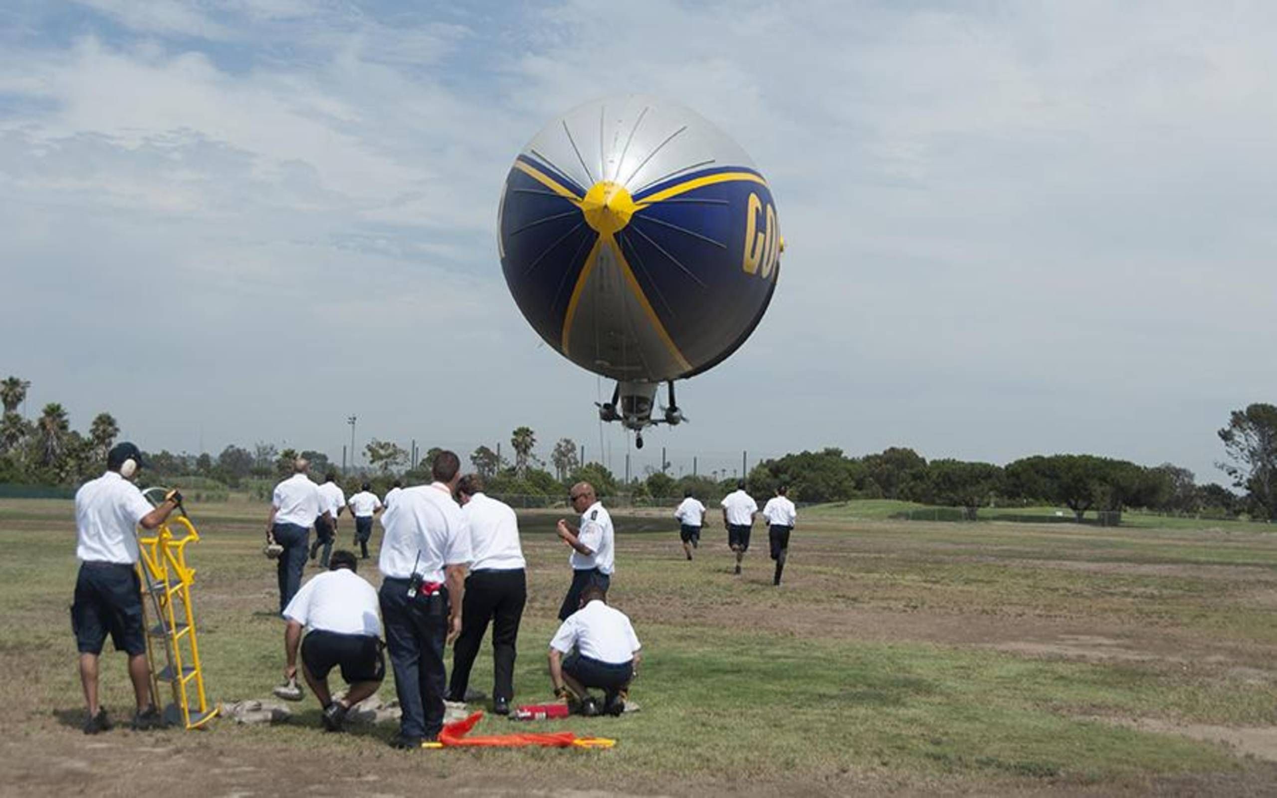 blimp rides near me