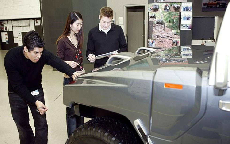 The design of the Hummer HX concept was driven by David Rojas, Min Young Kang and Robert Jablonski.