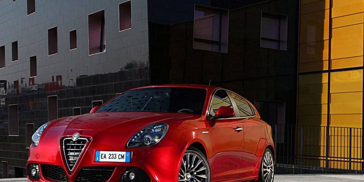 2011 Alfa Romeo Giulietta, an AutoWeek Drivers Log Car Review