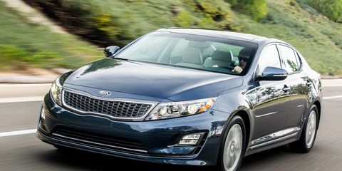 The 2014 Kia Optima Hybrid EX comes in at a base price of $32,795 with our tester topping off at $34,695.