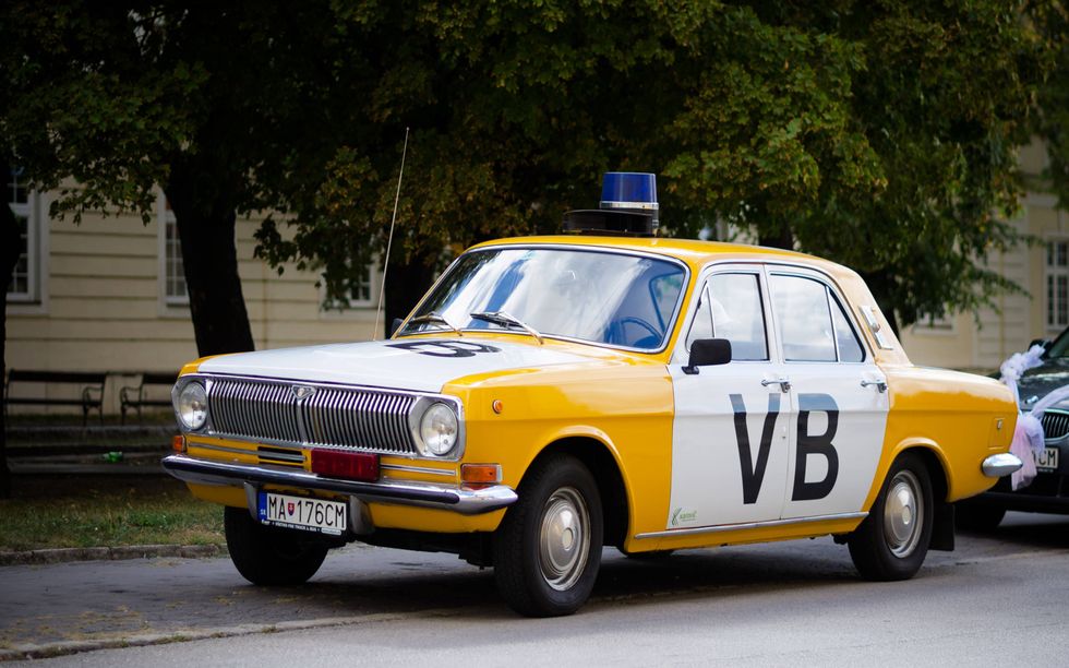 the gaz 24 volga was a popular choice in the police forces of a number of countries but that doesnt mean it was easy to drive