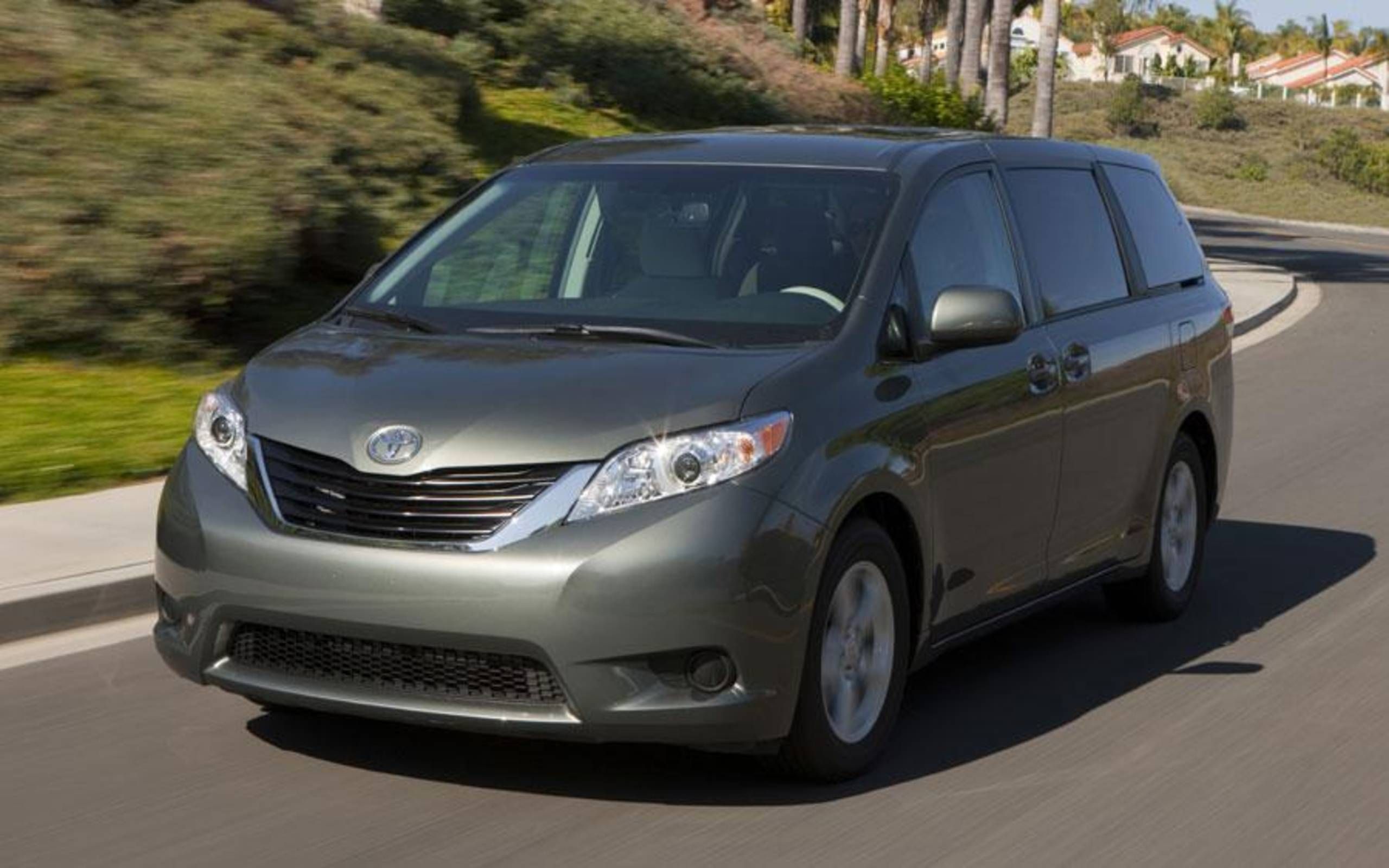 Toyota sienna xle store 2011