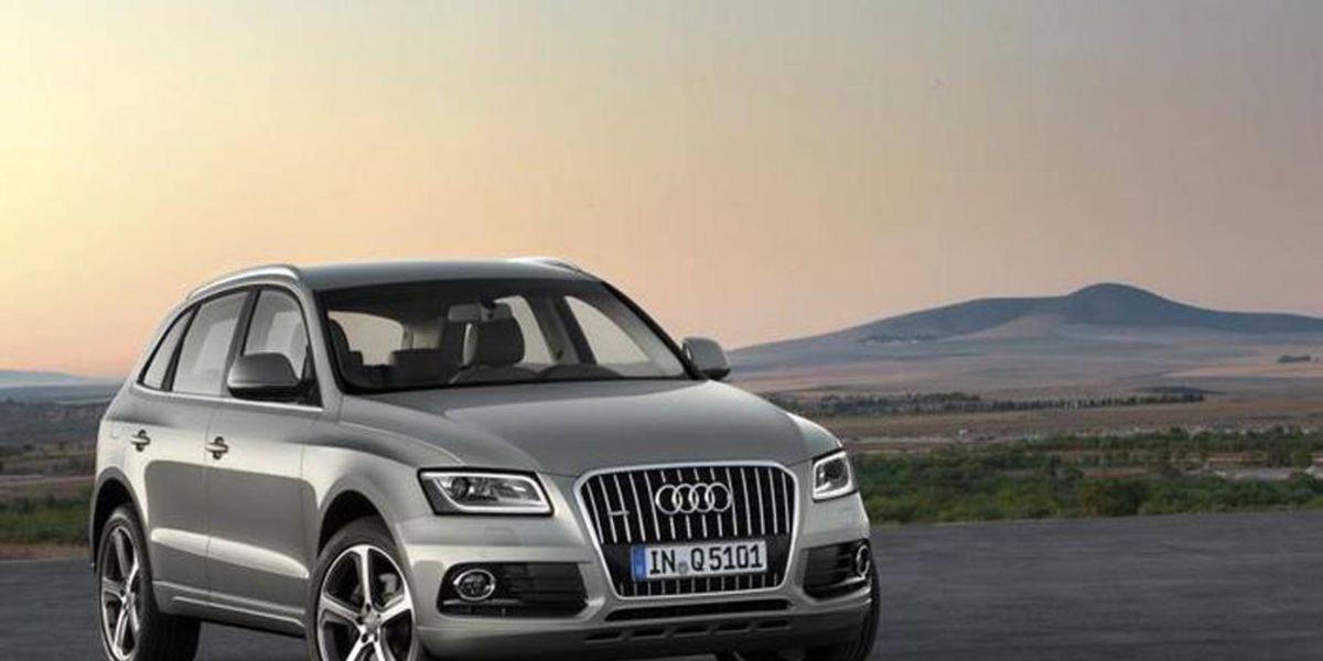 The 2013 Audi Q5 3.0 TFSI Premium Plus is an enjoyable drive with more than enough power to get around town.