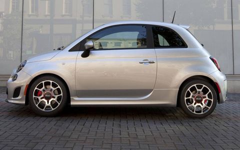 A side view of the 2013 Fiat 500 Turbo.