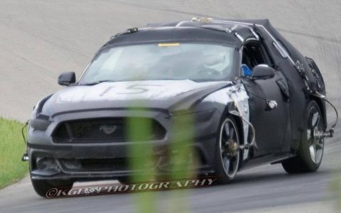 2015 Ford Mustang spy photo