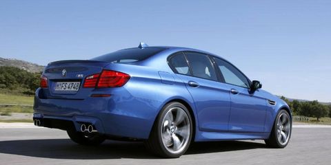 The 2013 BMW M5 base price is $89,900