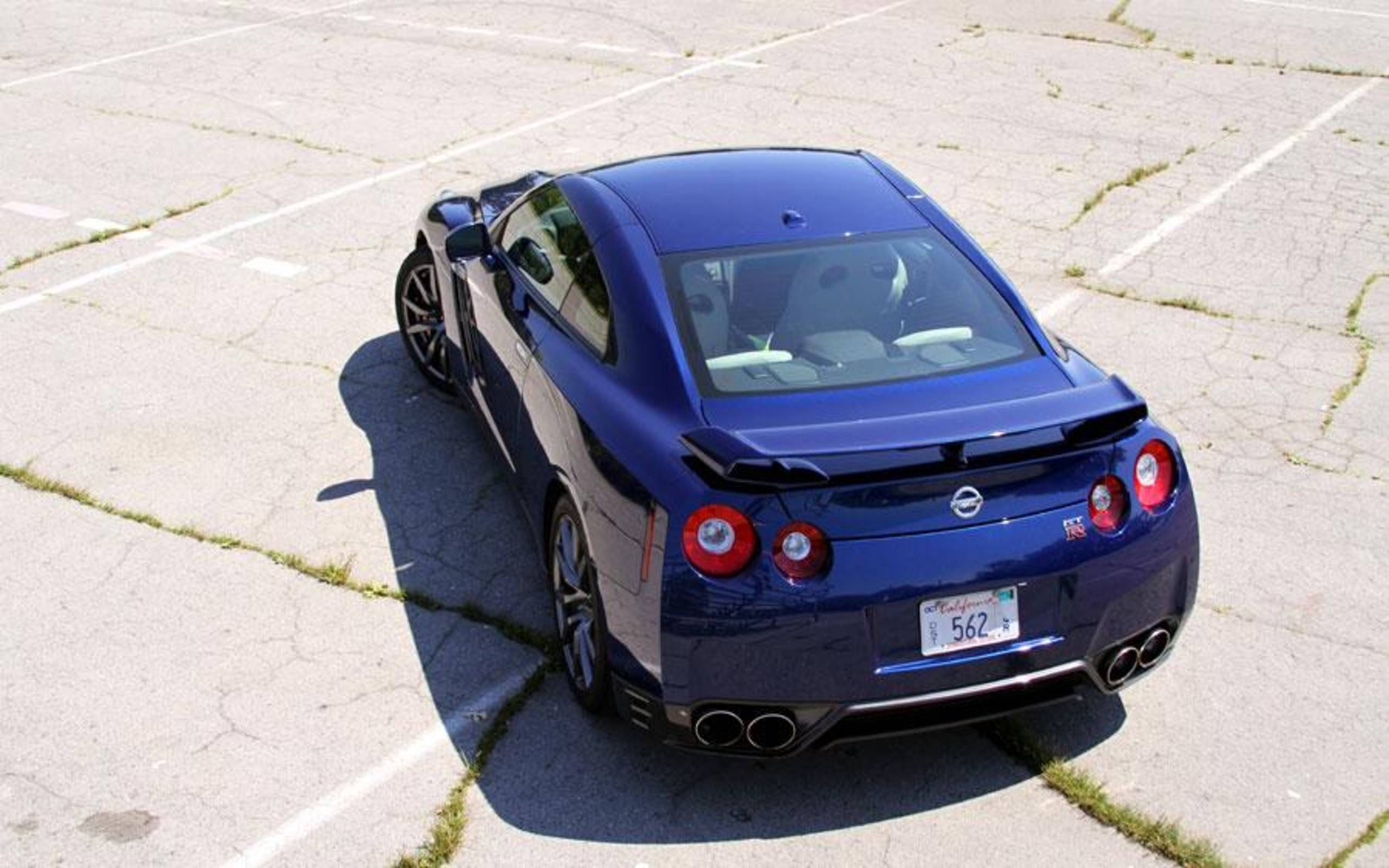 2012 Nissan GT-R Premium, an Autoweek Drivers Log Car Review