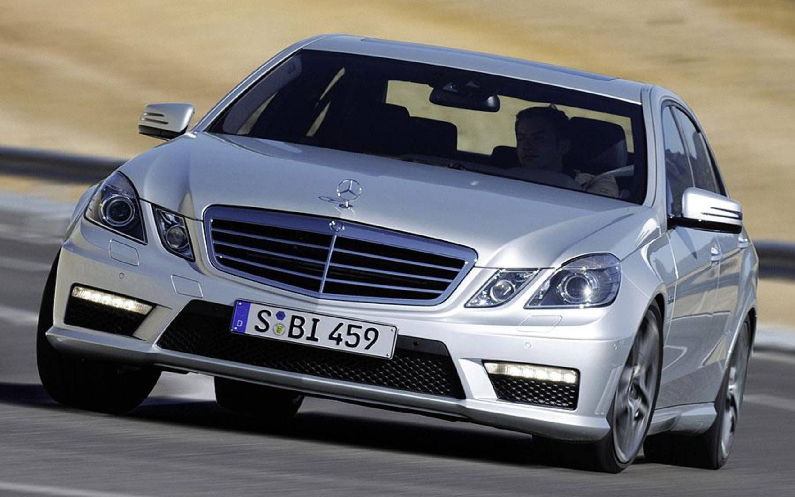 Extreme class Mercedes Benz unveils 2010 E63 AMG