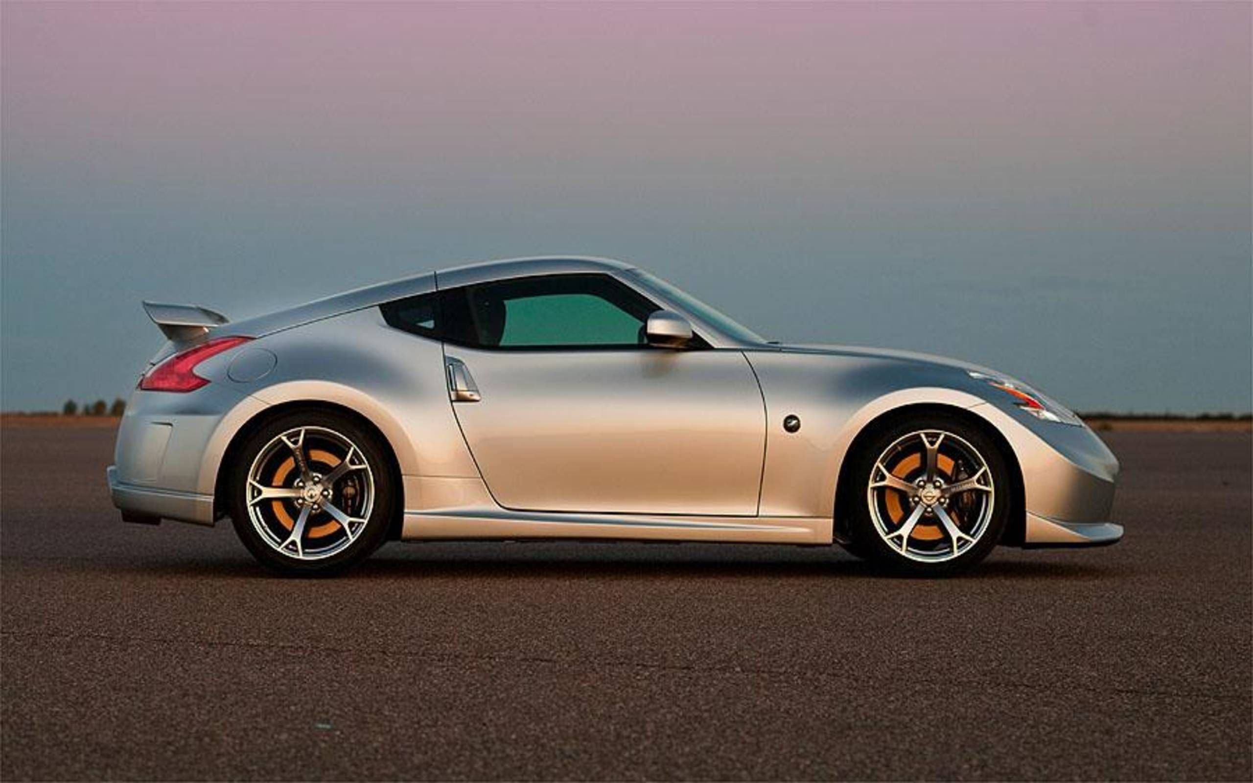 2009 Nissan Nismo 370Z gains power, starts at less than $40,000