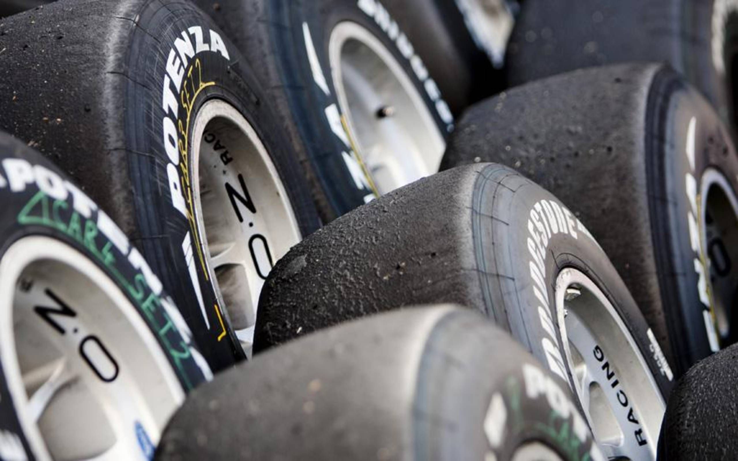 Bridgestone to leave F1 after 2010