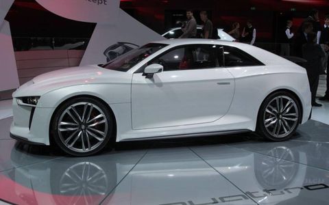Paris Auto Show: Audi quattro concept