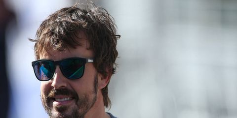 Fernando Alonso has not ruled out a move to the United States to race in IndyCar in 2018.