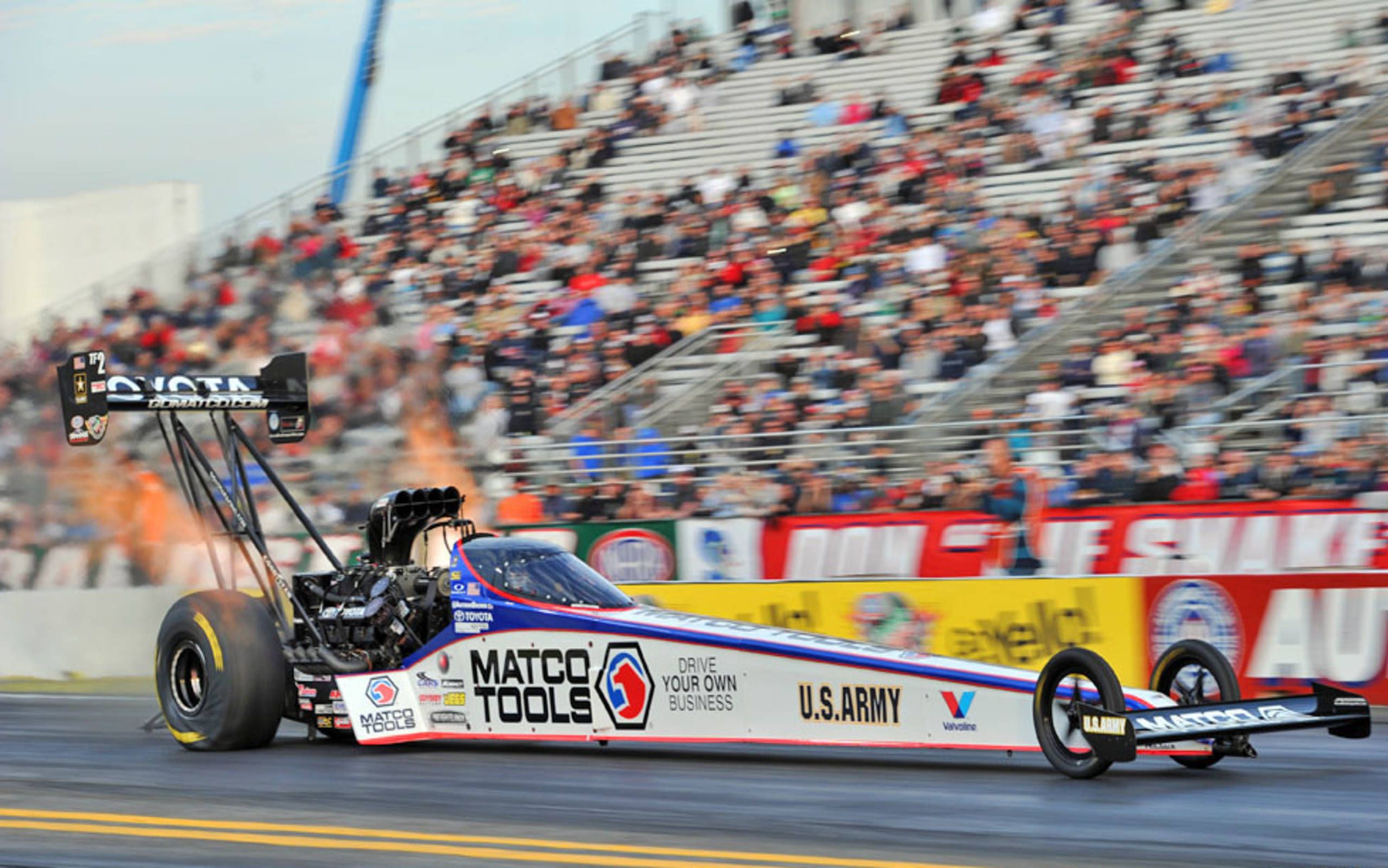 Antron Brown clinches third NHRA Top Fuel championship