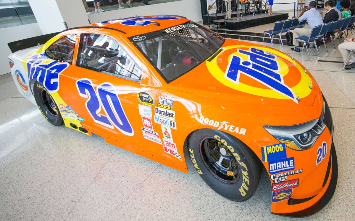 Classic Tide car returning to NASCAR at Darlington