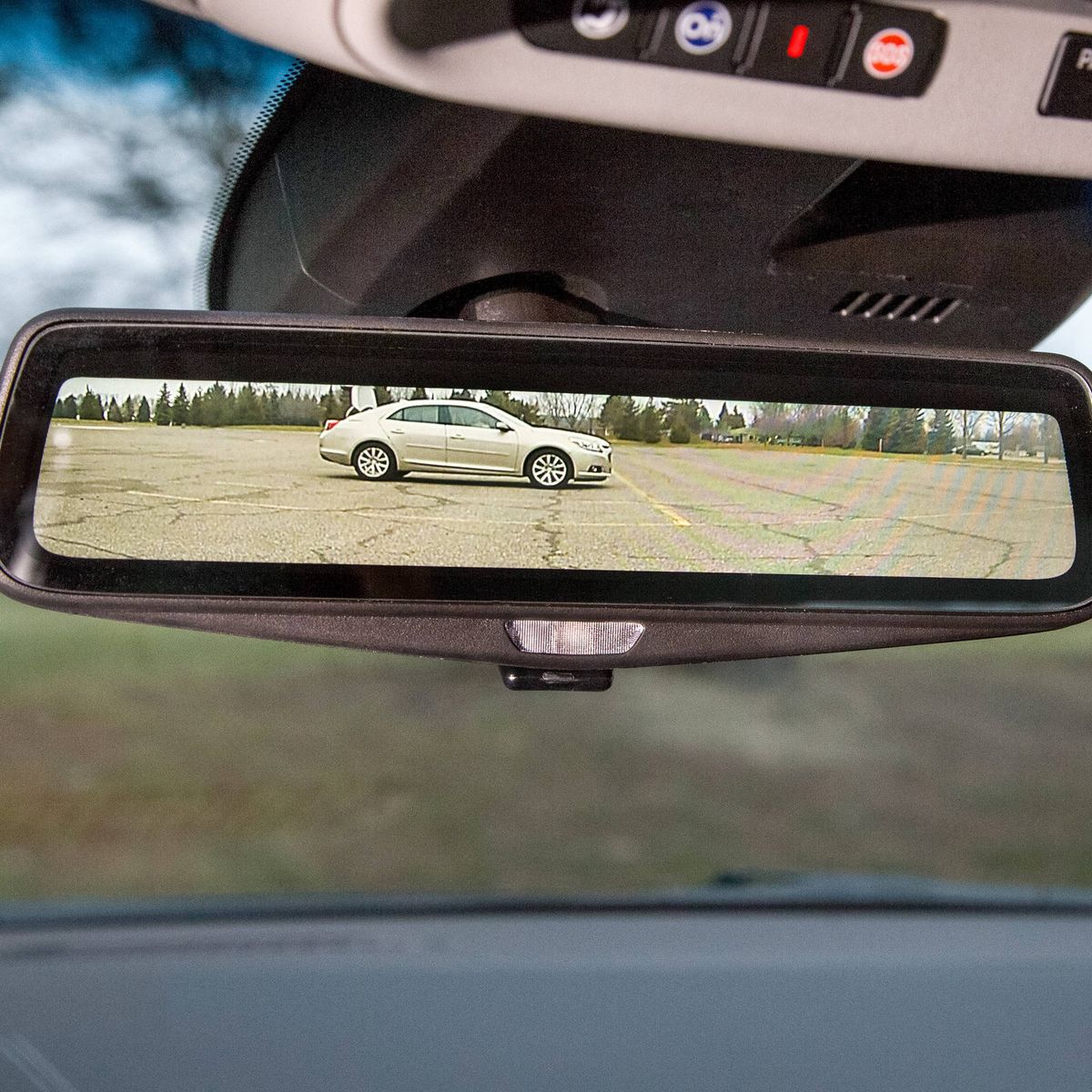 Cadillac CT6 Interior Rearview Mirror to Stream Video