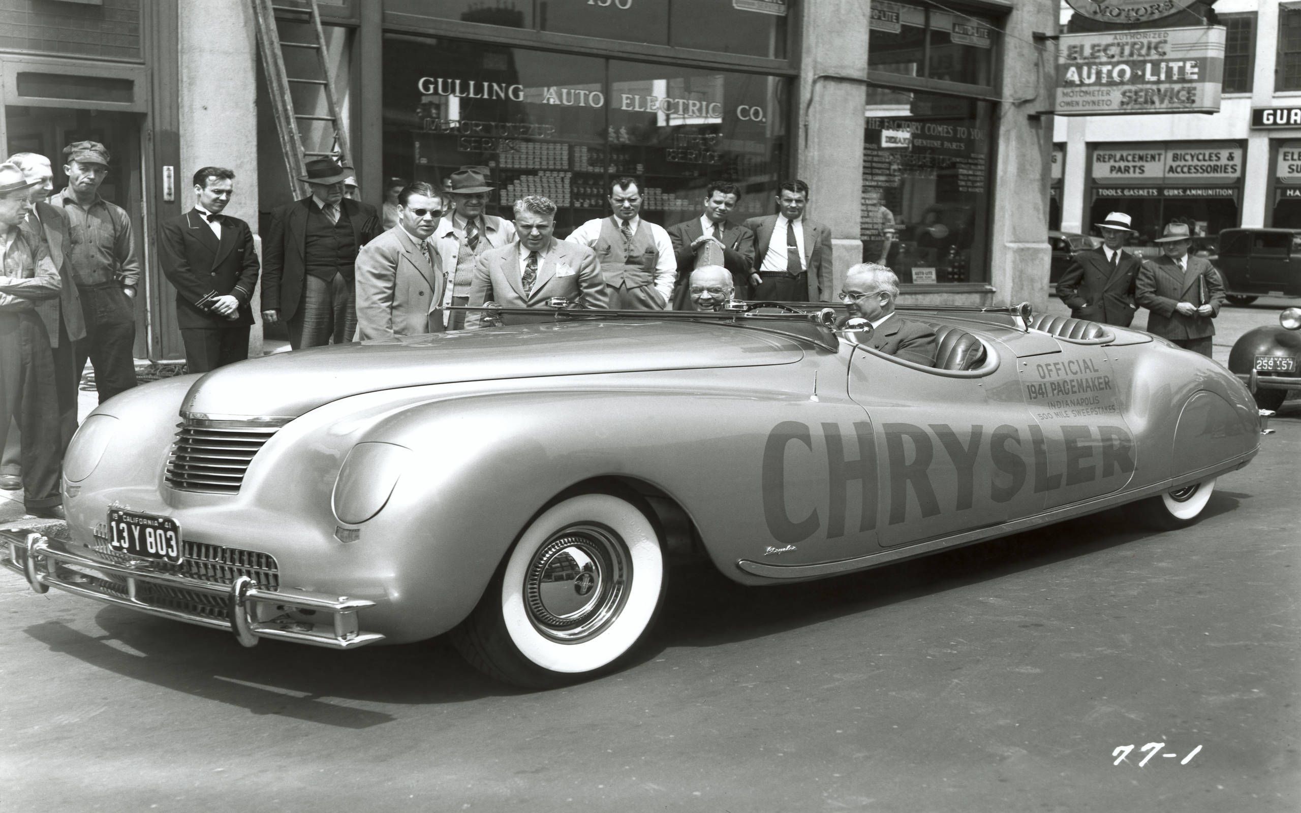 86 1941 Chrysler Newport acts as 41 Indianapolis 500 pace car