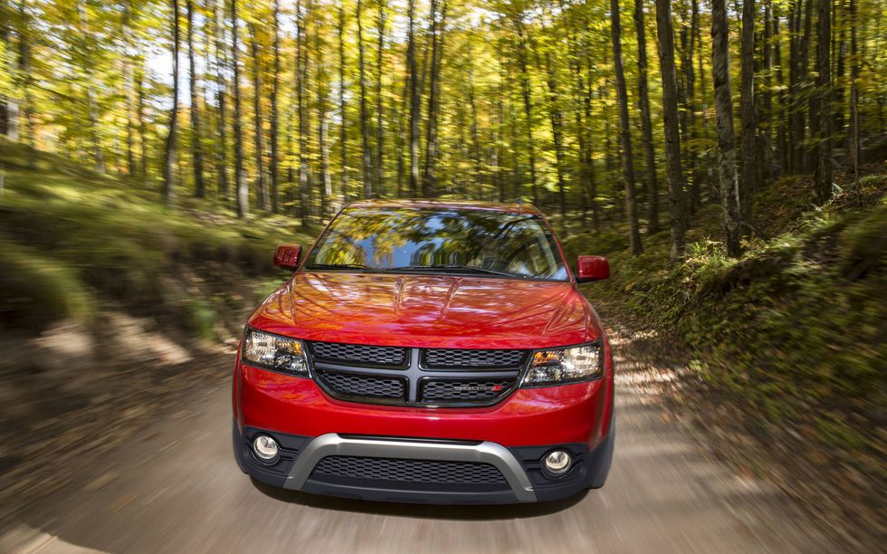 The 2014 Dodge Journey Crossroad receives a full sport treatment with the Crossroad edition.