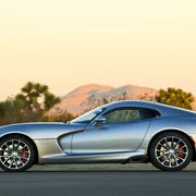 The Viper’s massive 8.4-liter V10 makes 645 hp and 640 lb-ft of torque only when paired with a six-speed Tremec manual transmission.