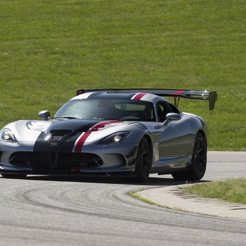 The ACR is powered by the same 8.4-liter V10 that it used last year, with the same output of 645 hp and 600 lb-ft of torque.