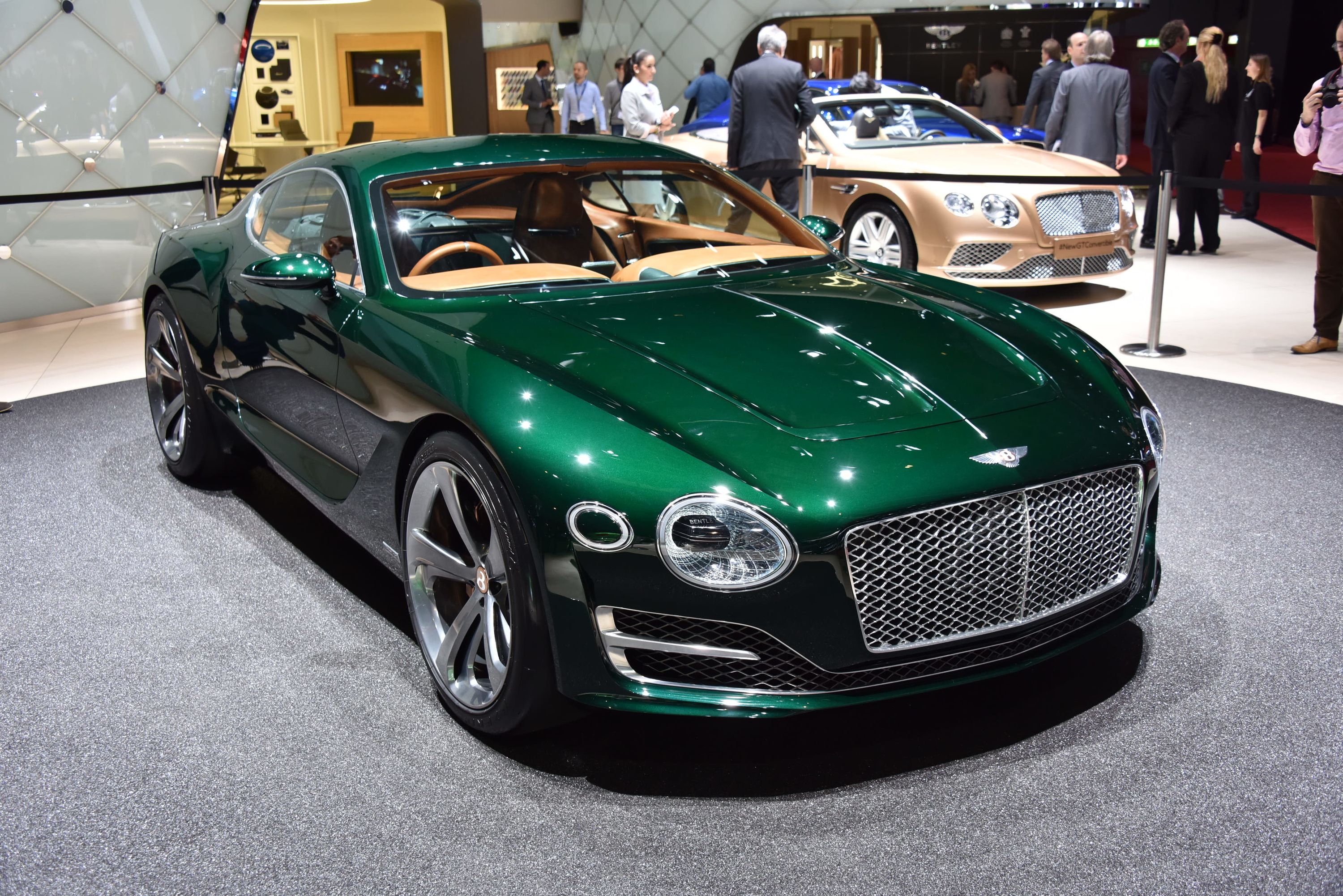 Bentley Exp 10 Speed 6 Concept A Glimpse Of What S To Come Arrives At The Geneva Motor Show