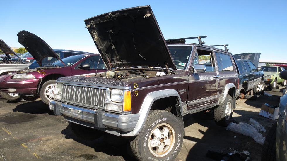 There has been a steady flow of XJ Cherokees in self-service wrecking yards in the post-Cash-For-Clunkers era.
