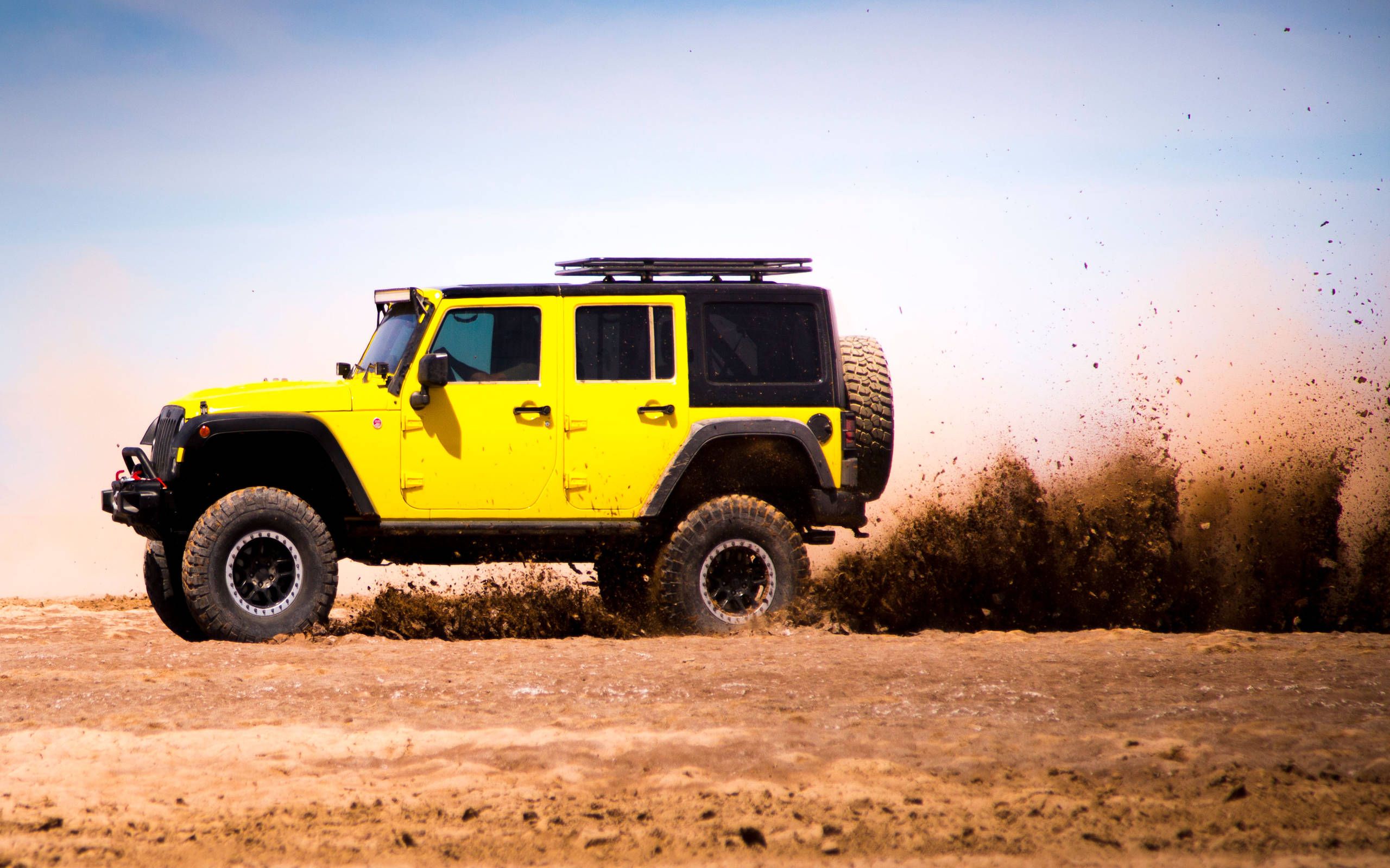 Watch a Jeep Wrangler Rubicon joyride in the Baja desert