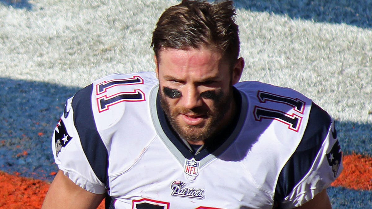 Julian Edelman hints at Patriots getting new uniforms in 2020