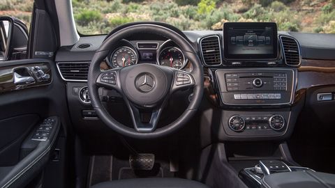 2017 Mercedes-Benz GLS interior
