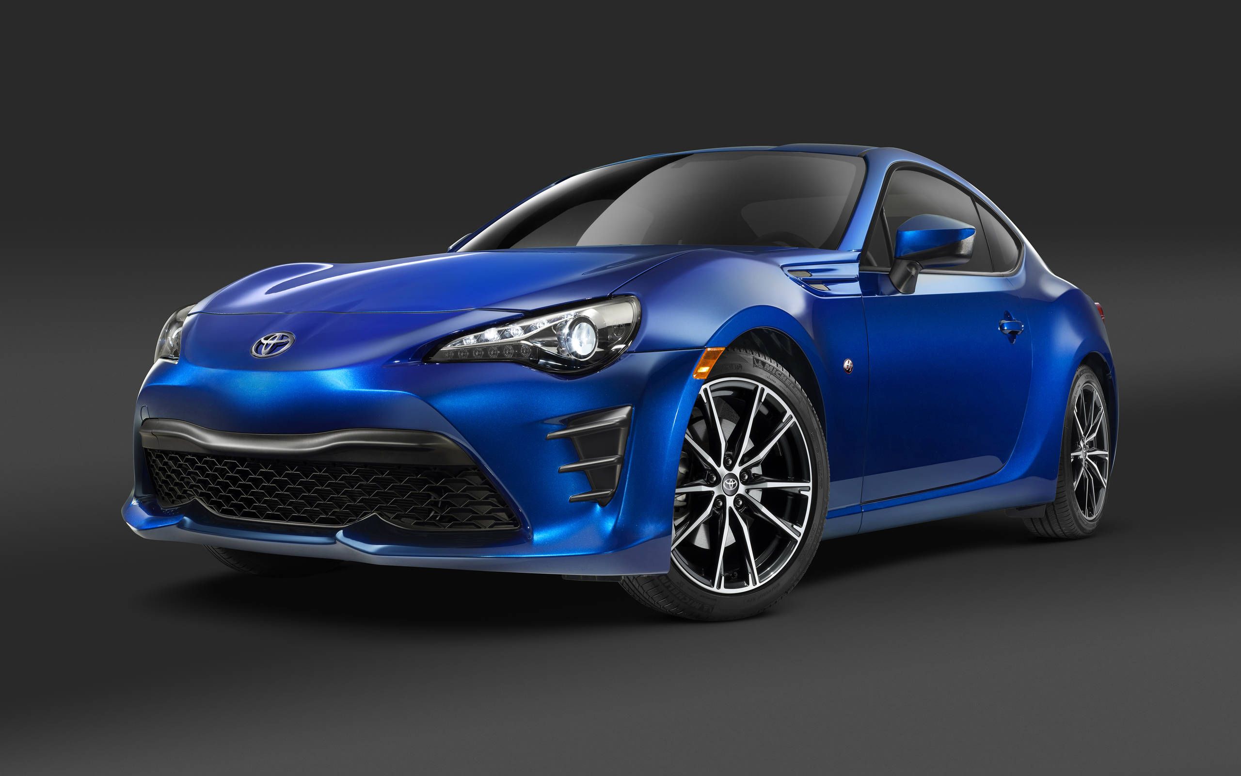 Scion FR-S becomes a Toyota, gets new '86' name at New York auto show