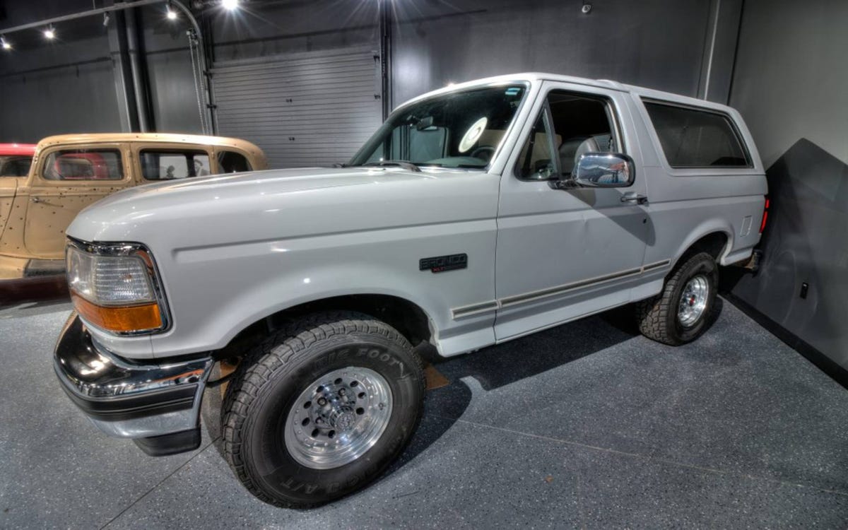 Pawn Stars: O.J. Simpson Getaway Bronco (Season 14)