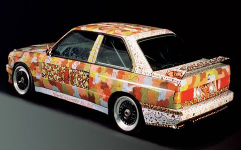 After seven days of hard and meticulous work, the Australian artist Michael Jagamara Nelson had transformed the black BMW M3 into a masterpiece of Papunya art.