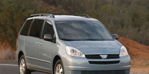 Toyota recalls 2005-2007, 2009 and 2010 Sienna minivans.