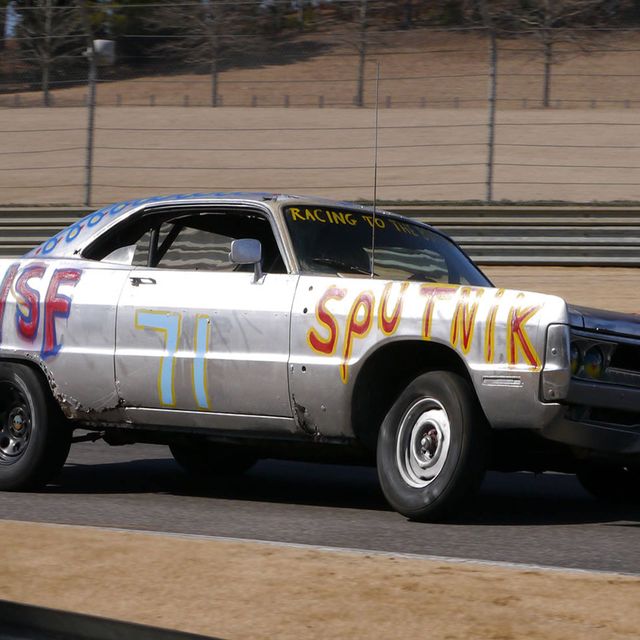 The Team Sputnik Plymouth Fury looked and sounded quite dramatic at the Southern Discomfort 24 Hours of LeMons. Imagine a whole track full of such cars!