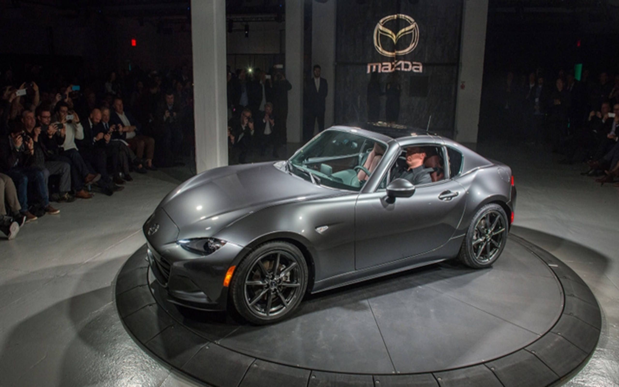 Mazda Stuns In NYC With MX-5 Miata Retractable Fastback