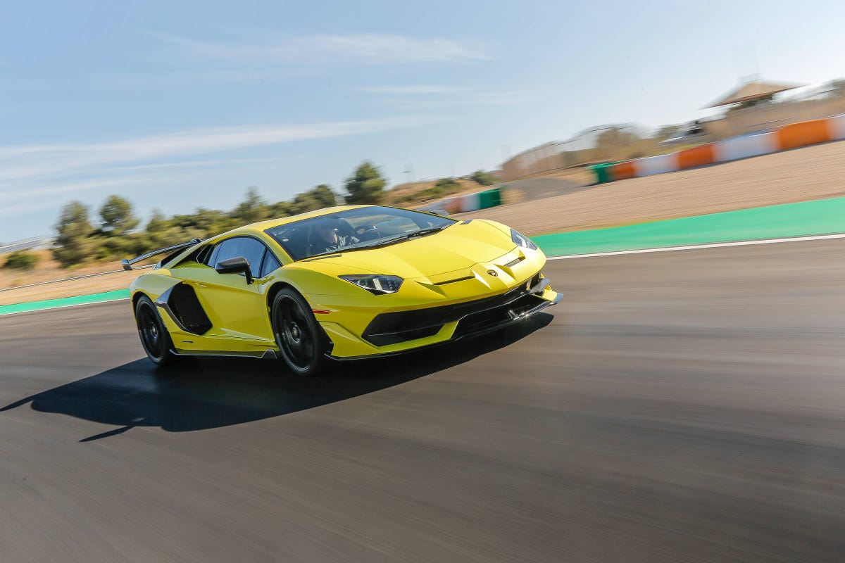 2019 Lamborghini Aventador SVJ: This one goes to 11