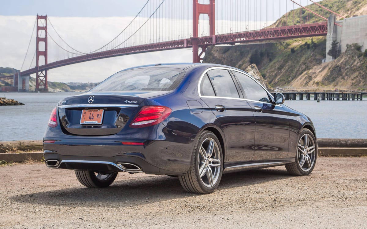 17 Mercedes Benz 00 4matic Essentials Outstanding Inside Great Everywhere Else