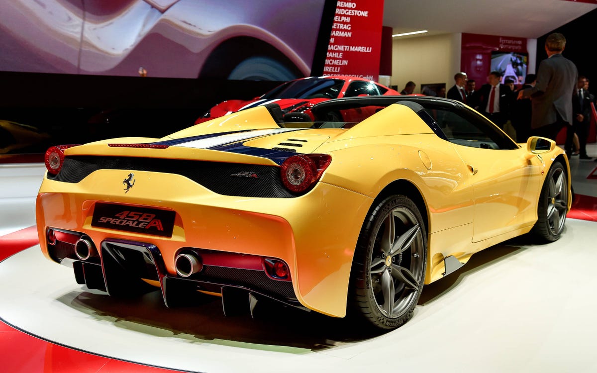 Ferrari 458 Speciale A shows off at Paris motor show