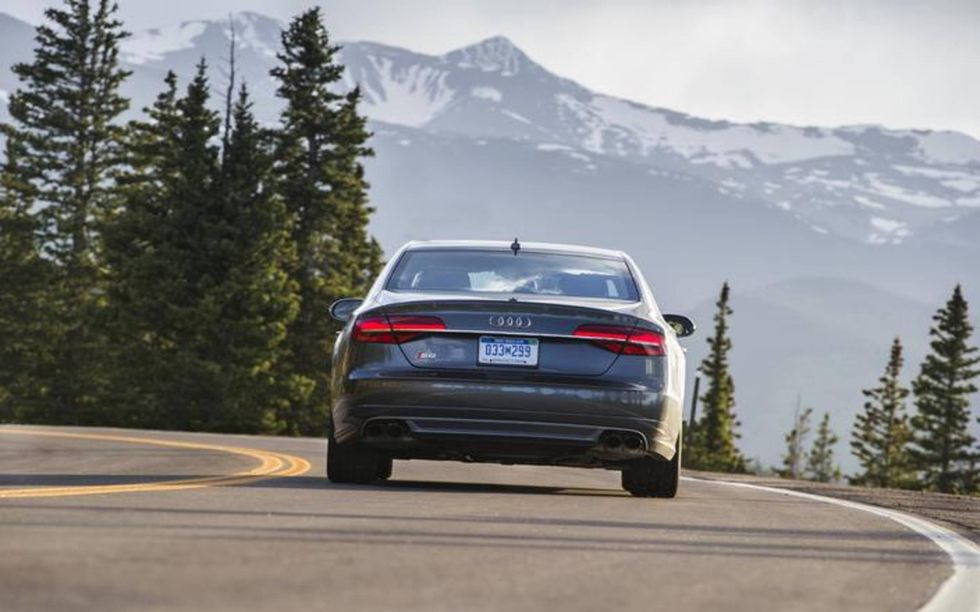 The 2015 Audi S8 has no problem cycling through all eight gears in the gearbox.