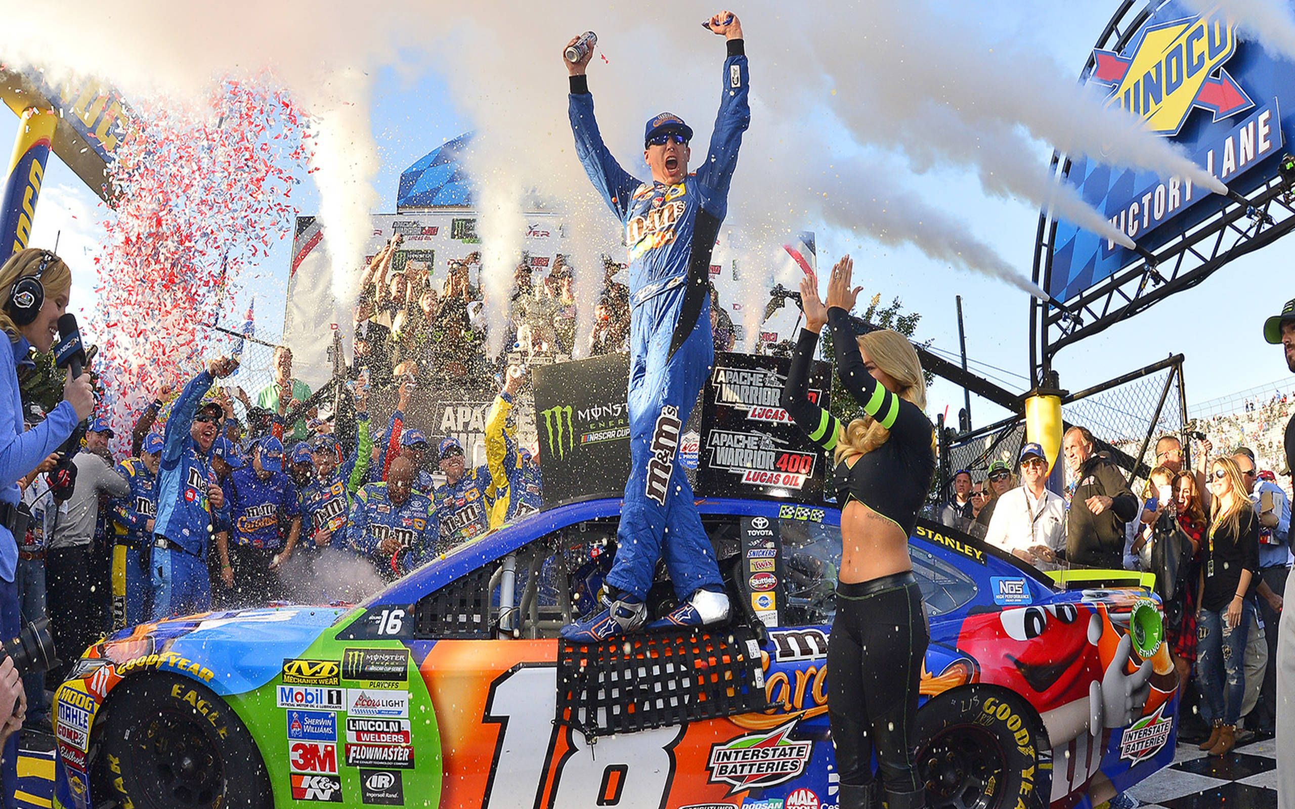 Kyle Busch Uses Late Race Charge To Win NASCAR Playoff Race At Dover