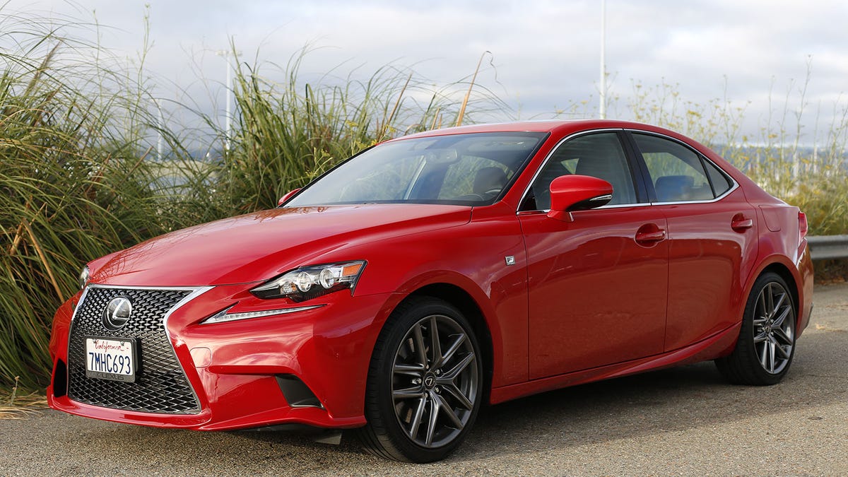 2016 Lexus IS200t F Sport: Race Organizer Review