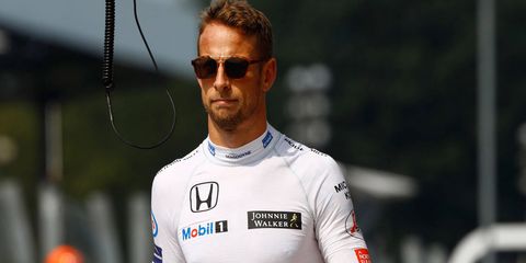 Jenson Button will step into a reserve role with McLaren Honda in 2017.