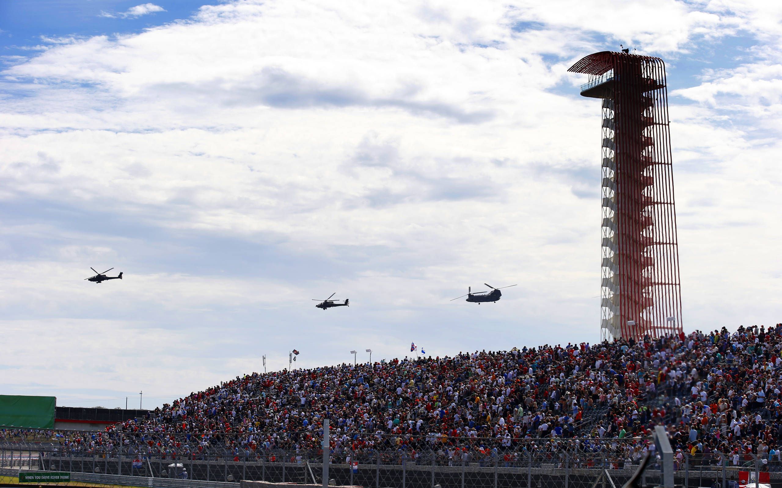 F1 U.S. Grand Prix Notes: Attendance Dips Slightly at COTA